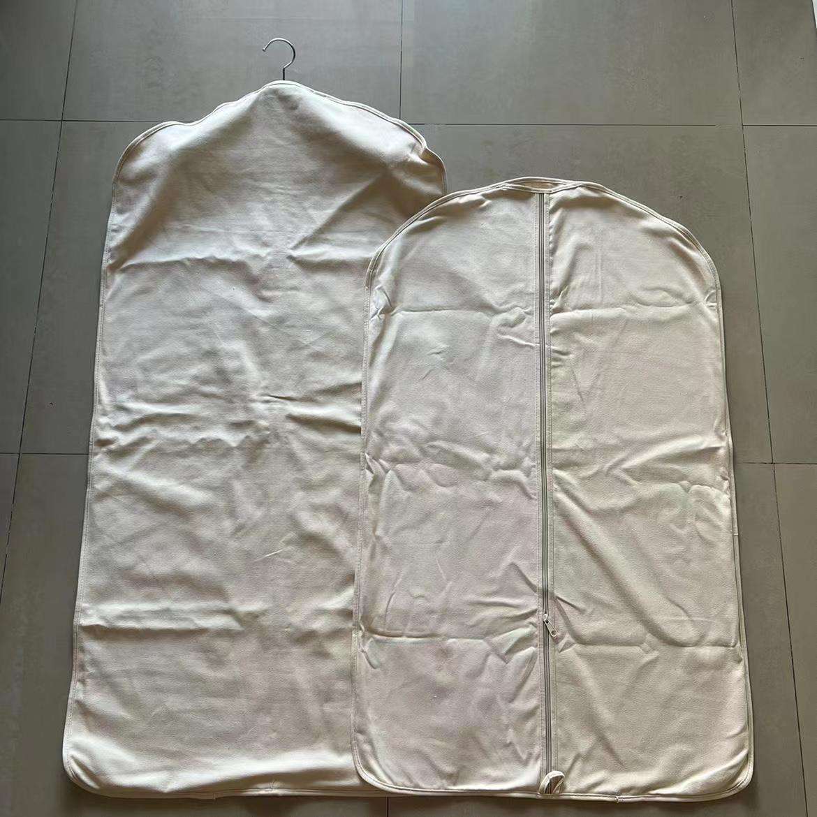 Clothes hanging storage bag - Image 2
